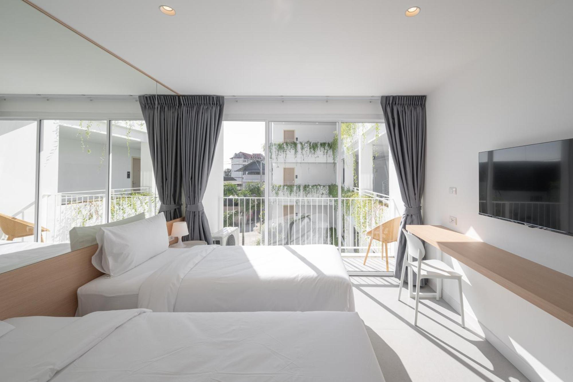 Lis Hotel Chiangmai Chiang Mai Extérieur photo